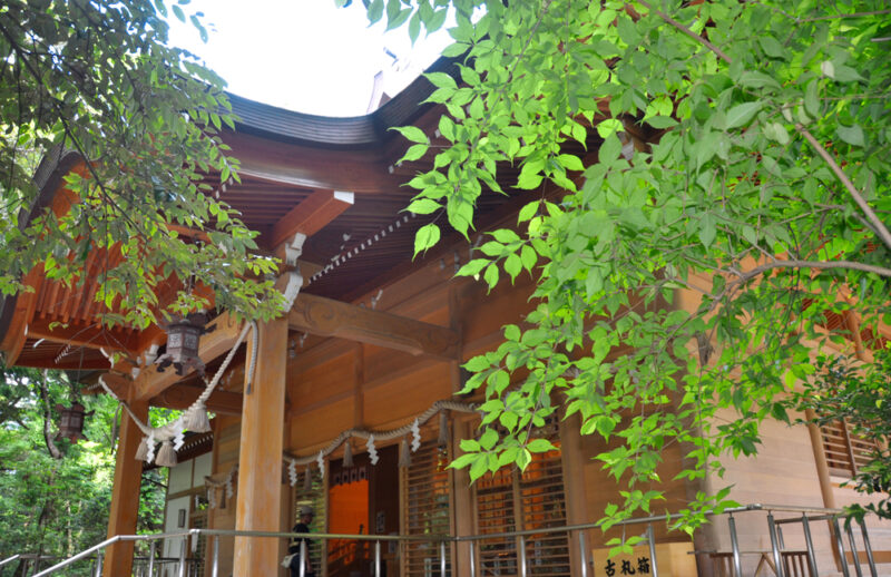 須須神社の拝殿
