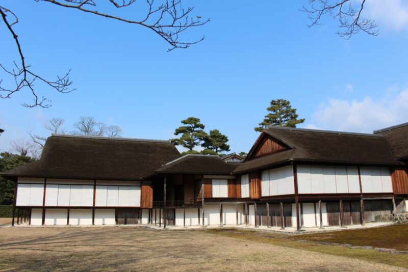 桂離宮の書院は古書院・中書院・新御殿の3つの部分からなる